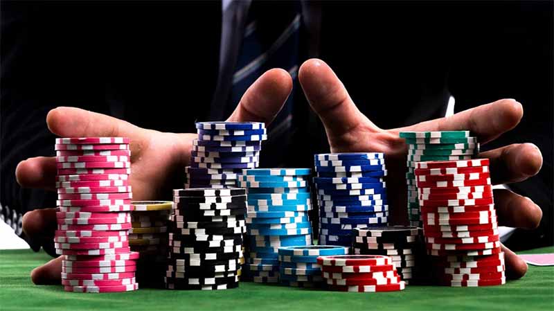 Rise trong Poker là gì? Cách nâng cược khôn ngoan để thắng lớn - Top Game