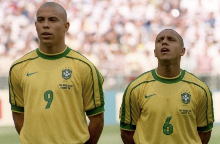 Roberto Carlos và khoảnh khắc cứu mạng Ronaldo 'béo'