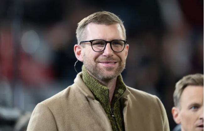 Per Mertesacker xác nhận rời ghế Giám đốc học viện của Arsenal