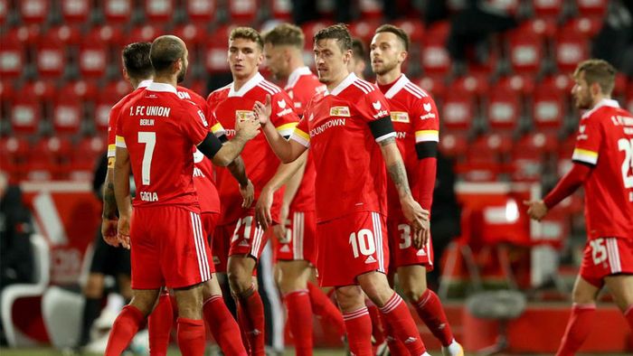 Poker là gì? Ý nghĩa của Lập Poker trong bóng đá là gì?